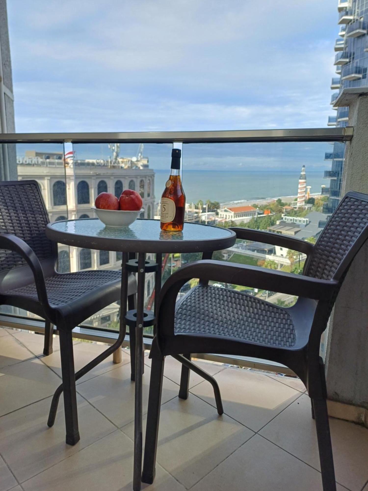 Orbi Sea Towers Batumi On Khimshiashvili 15 Extérieur photo